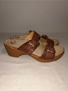 Dansko Brown Sophie Double Strap Buckle Detail Platform Sandal Casual Size 39
